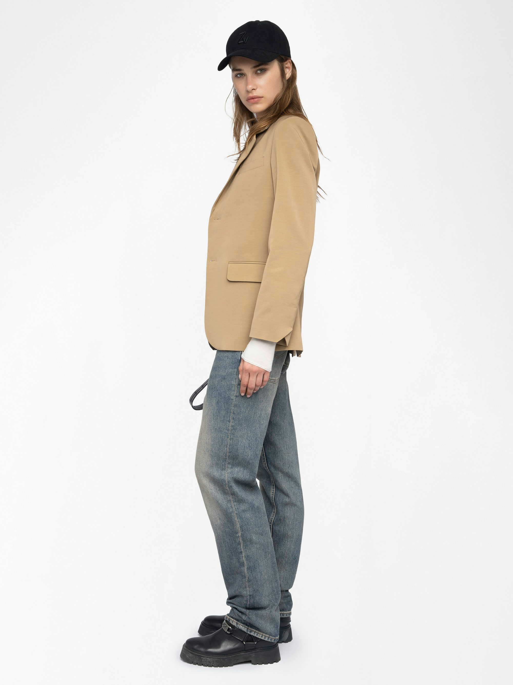 Vanille Blazer - Regular fit straight blazer in ottoman fabric with button fastening.